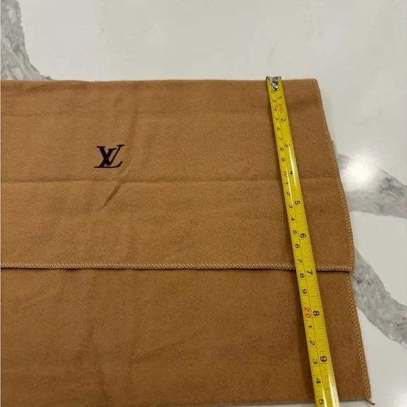 Authentic Louis Vuitton dust‎ bag - Picture 3 of 5